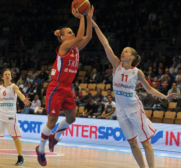 Biv&scaron;a Zagreba&scaron;ica pro&scaron;la pakao: 'Tukao me, uperio mi pi&scaron;tolj u čelo. Patila sam kao nitko'