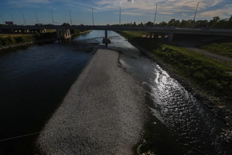 Jeste li primijetili neobičnu pojavu u Savi? Taj prirodni fenomen ponekad može biti i opasan