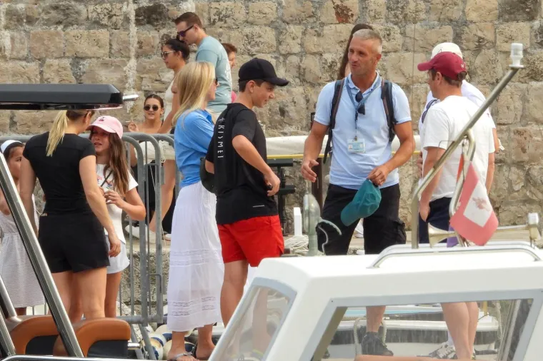 Svi su gledali u nju! Luksuzna jahta milijardera i vlasnika engleskog prvoliga&scaron;a izazvala odu&scaron;evljenje