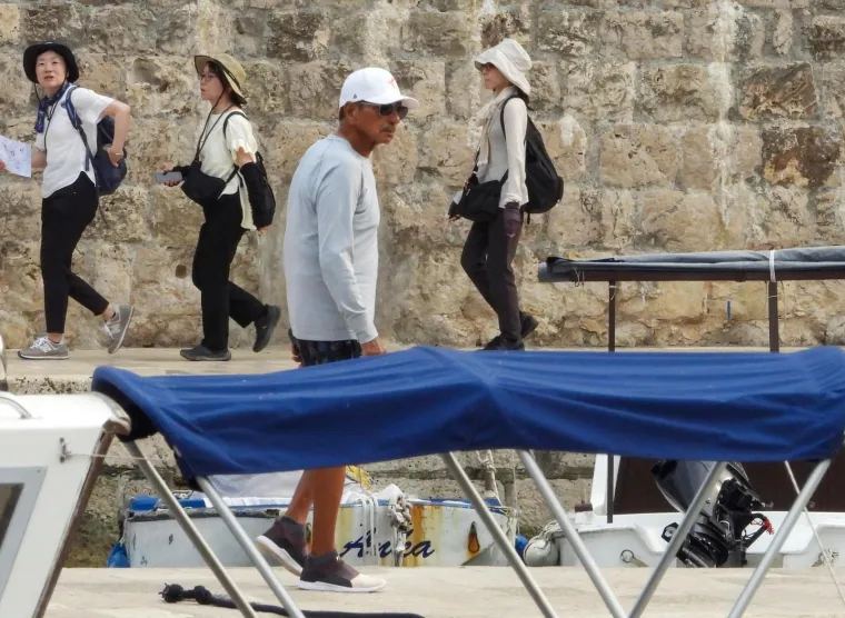 Svi su gledali u nju! Luksuzna jahta milijardera i vlasnika engleskog prvoliga&scaron;a izazvala odu&scaron;evljenje