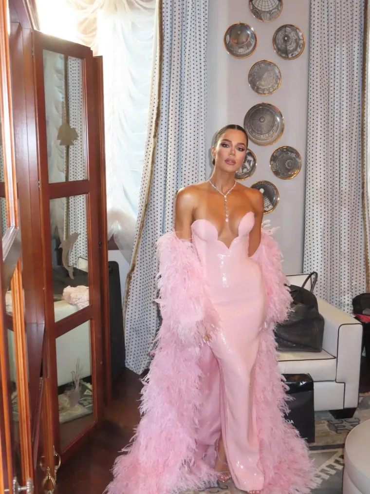 Otkrivamo jelovnik slavnih: &Scaron;to se nalazi na tanjurima Jennifer Aniston, Khlo&eacute; Kardashian, Kate Middleton...