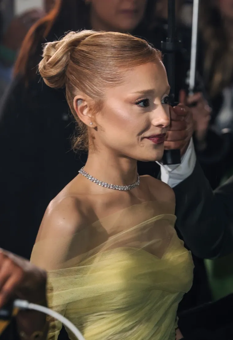 Depresija ju je uništila: Ariana Grande bila je magnet za muškarce, a danas izgleda neprepoznatljivo