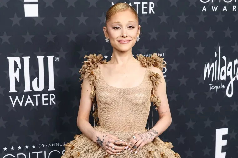 Depresija ju je uništila: Ariana Grande bila je magnet za muškarce, a danas izgleda neprepoznatljivo