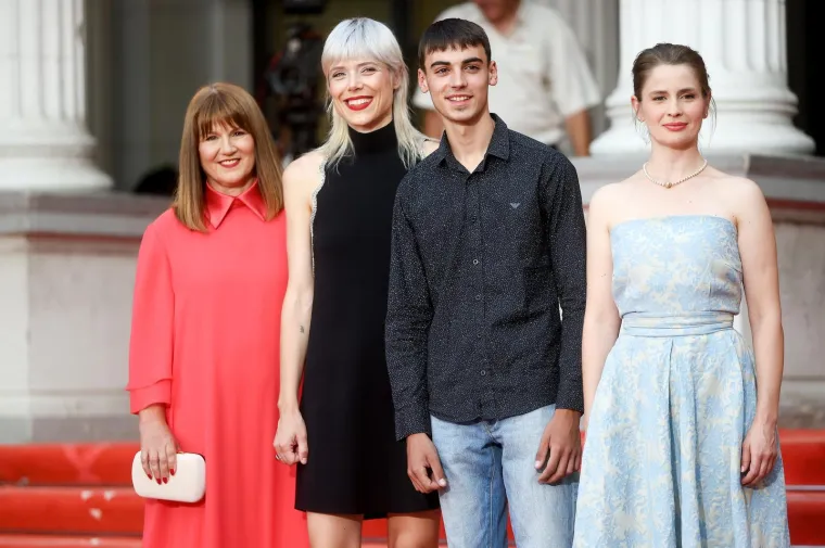 Ne zna se tko je više oduševio: Zvijezde zasjale na crvenom tepihu u Sarajevu