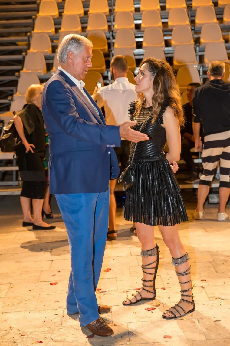 Zrinka Cvitešić u Dikanovom zagrljaju: Ovo su zvijezde koje su se okupile na premijeri Othella