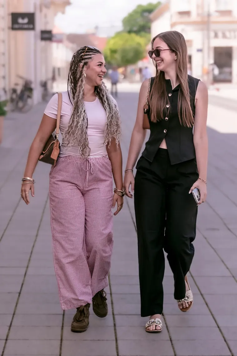 Osječanke izgledale kao grčke boginje: Grad nikad nije bio vreliji, znaju kako podići temperaturu