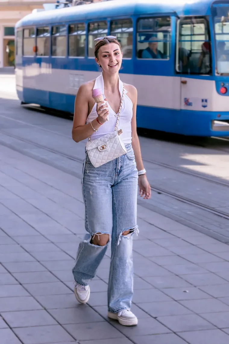 Osječanke izgledale kao grčke boginje: Grad nikad nije bio vreliji, znaju kako podići temperaturu