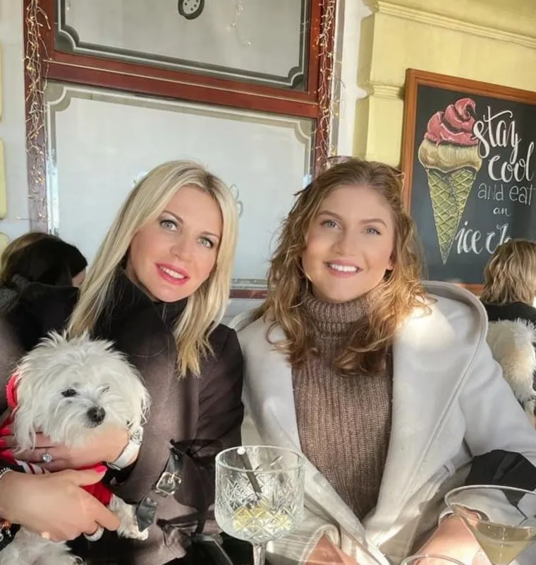 Dijeli ih razlika od 27 godina: Domaći glumac zaveo lijepu Esteru, njihova ljubav traje godinama