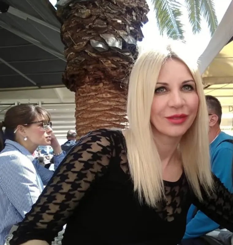 Dijeli ih razlika od 27 godina: Domaći glumac zaveo lijepu Esteru, njihova ljubav traje godinama