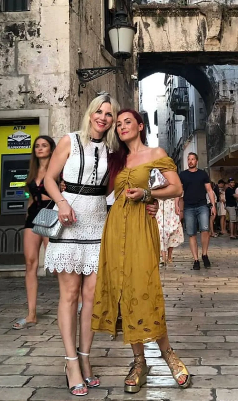 Dijeli ih razlika od 27 godina: Domaći glumac zaveo lijepu Esteru, njihova ljubav traje godinama