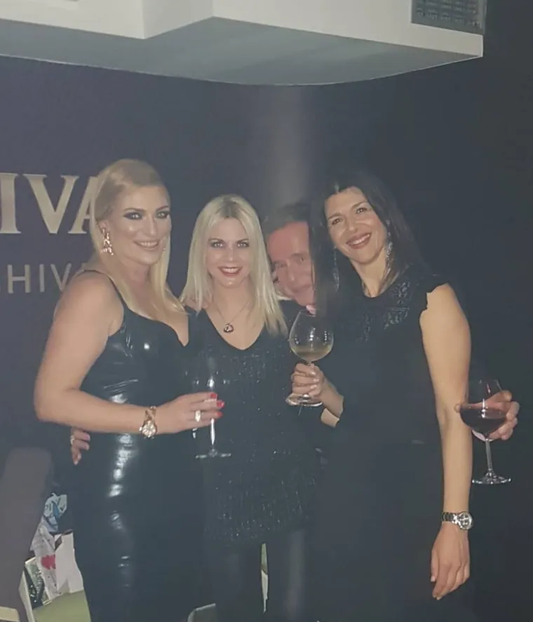 Dijeli ih razlika od 27 godina: Domaći glumac zaveo lijepu Esteru, njihova ljubav traje godinama