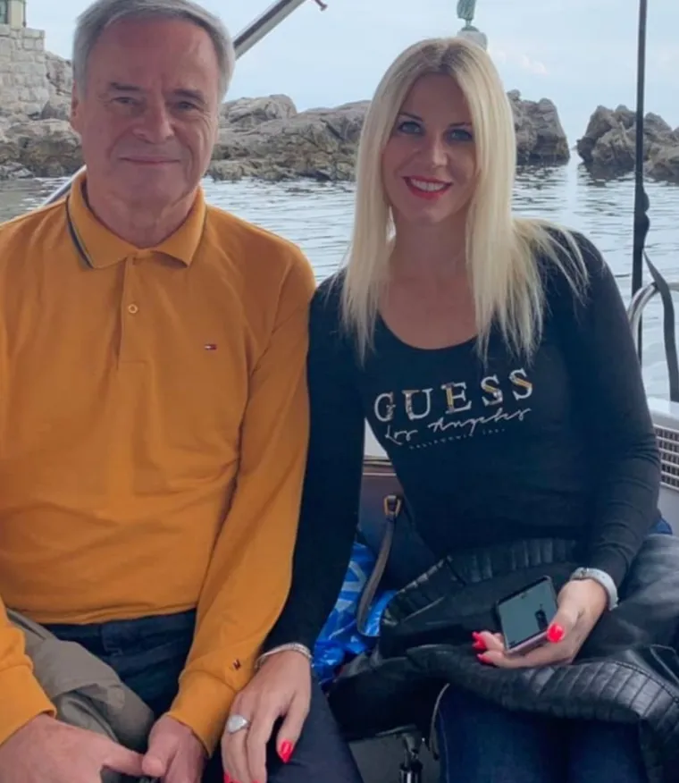 Dijeli ih razlika od 27 godina: Domaći glumac zaveo lijepu Esteru, njihova ljubav traje godinama