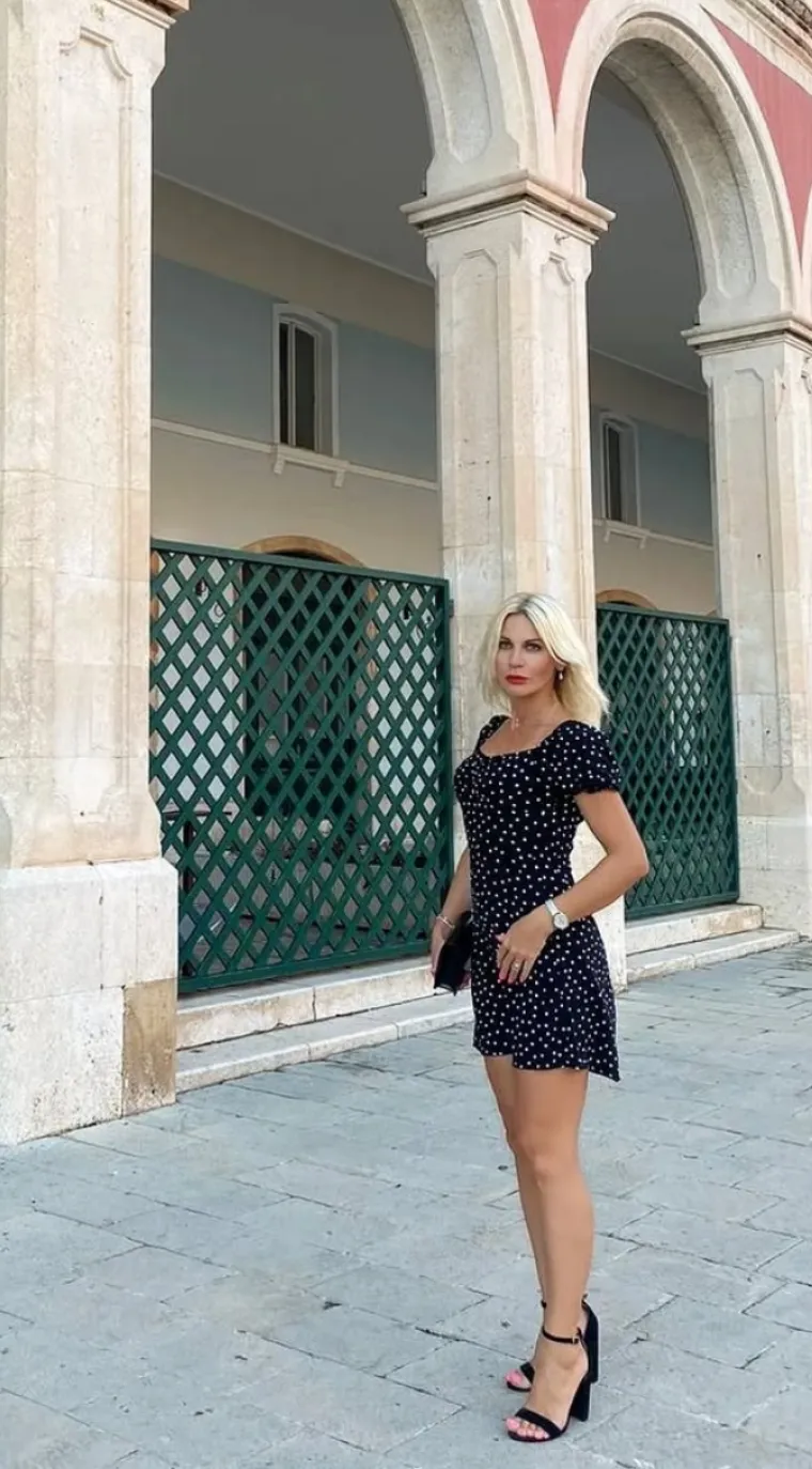 Dijeli ih razlika od 27 godina: Domaći glumac zaveo lijepu Esteru, njihova ljubav traje godinama