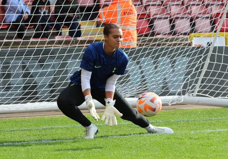 Golmanica Chelseaja zaludjela društvene mreže: Morali ugasiti komentare na objavi