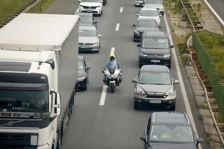 Ogromne gužve na zagrebačkoj obilaznici zbog nesreće: Među 10 ozlijeđenih je i dijete