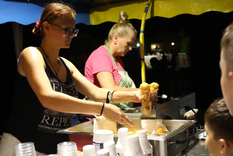 Djevojke s pivom i velikim perecom ukrale pažnju, ali najvi&scaron;e odu&scaron;evila &scaron;efica poznate pivovare