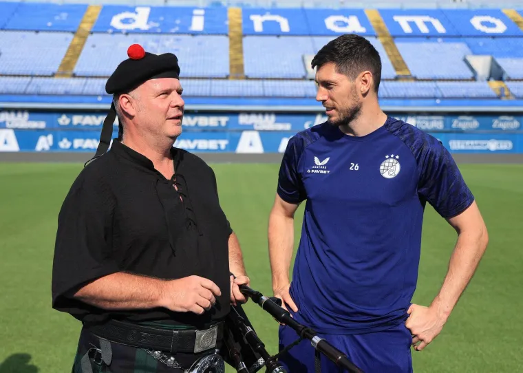 Kakva ludnica na Maksimiru: Za Dinamovog Škota zasvirale gajde pa stigla i rakija