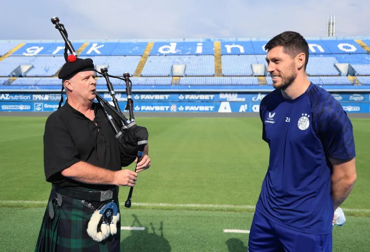 Kakva ludnica na Maksimiru: Za Dinamovog &Scaron;kota zasvirale gajde pa stigla i rakija