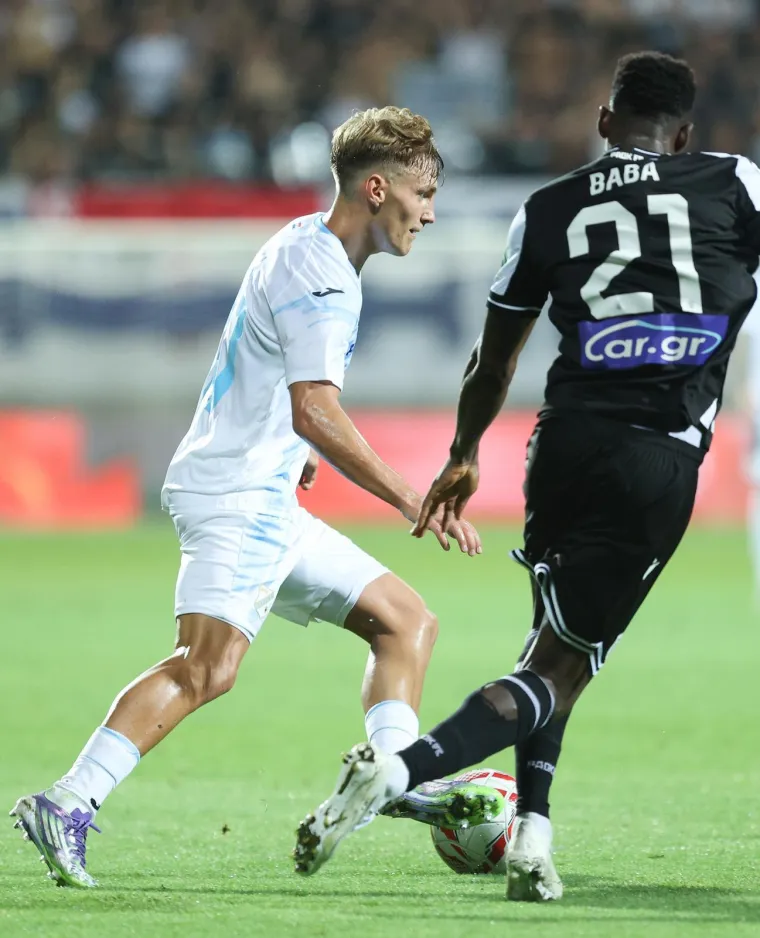 Armada pokazala Grcima &scaron;to znači pravi huk tribina: Detalj je sve pokazao