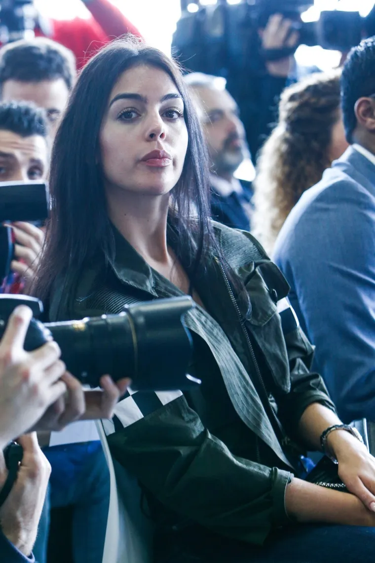 Od prodavačice iz siroma&scaron;ne obitelji do najpoznatije WAGsice: Kako je Georgina prije izgledala?