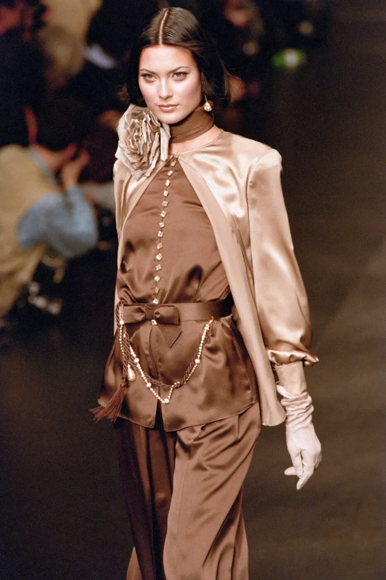 Bila je jedan od najvećih supermodela 90-ih, bolovala od neobične bolesti pa se 2018. vratila pistama