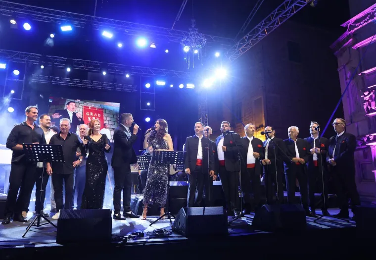 Zvijezde zapjevale u čast Vinku Coci, pogledajte tko je sve nastupio