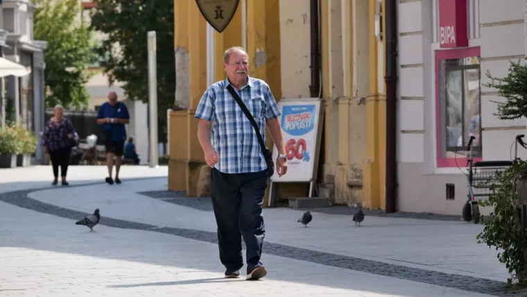 Dok su neki lagano šetali, ona je trčala: Malo tko nije primijetio atraktivnu sportašicu