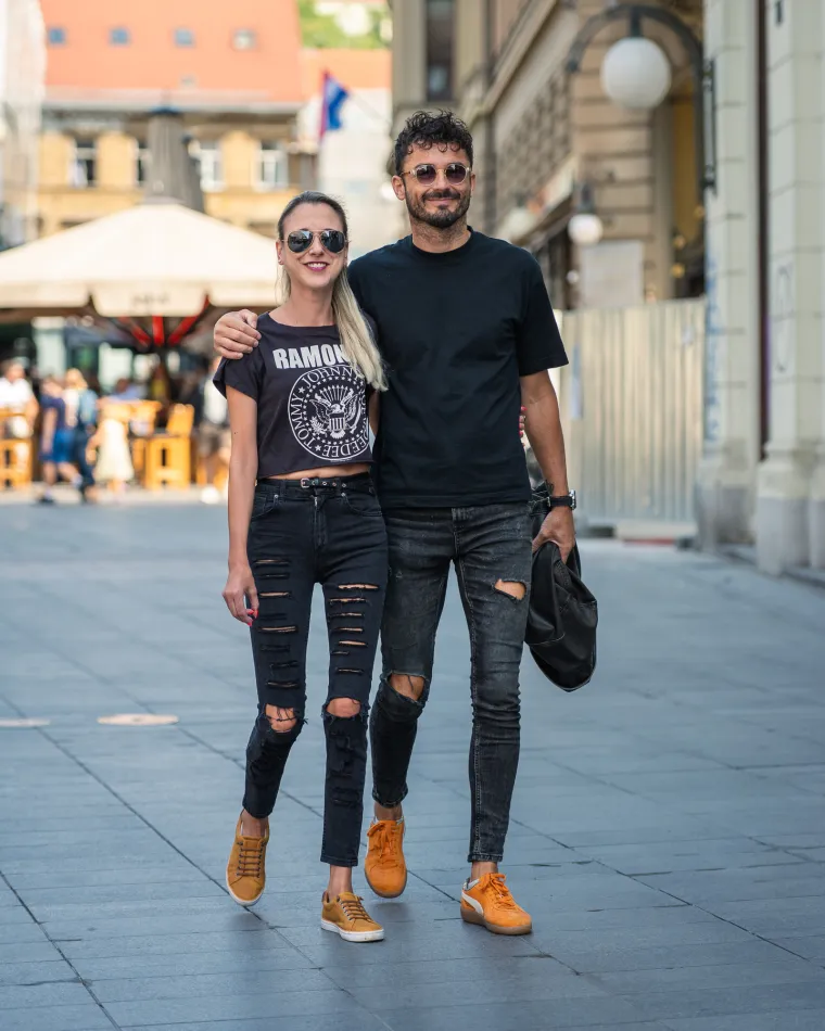 Djevojka u ljetnoj suknjici pokazala duge noge: Samouvjereno prošetala špicom