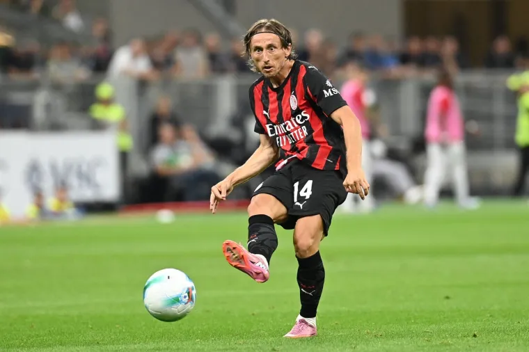 San Siro je ustao na noge: Evo &scaron;to je Luka Modrić napravio u prvom nastupu za Milan