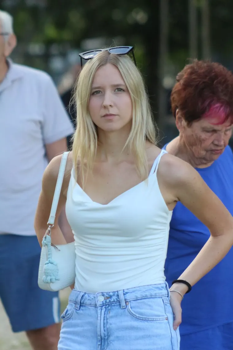 Cura se spu&scaron;tala zip lineom, a haljina joj lepr&scaron;ala na vjetru: Evo kako je bilo u Međimurju