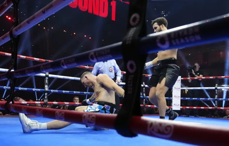 Čitav svijet priča o opakom 20-godišnjaku kojeg se svi boje! On je strah i trepet svima