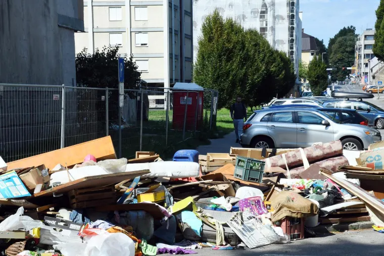 Ružni prizori, ovaj hrvatski grad je zatrpan otpadom: 'Nažalost, kvar još nije otklonjen'