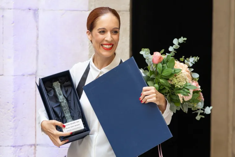 Osmijeh nije skidala s lica: Helena Minić Matanić stala je pred kamere, a ovo je razlog