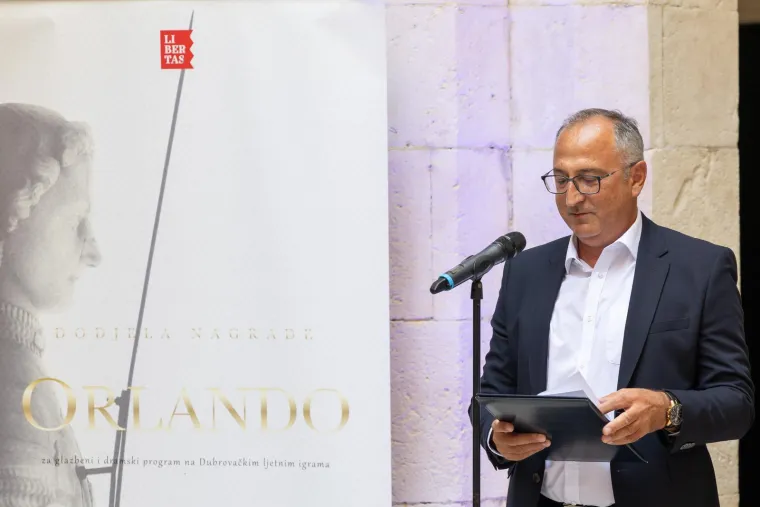 Osmijeh nije skidala s lica: Helena Minić Matanić stala je pred kamere, a ovo je razlog