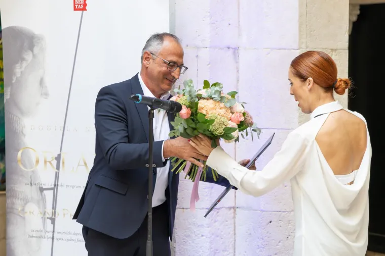 Osmijeh nije skidala s lica: Helena Minić Matanić stala je pred kamere, a ovo je razlog