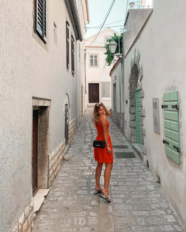 Ovo je zaručnica Luke Dončića i majka njegovog djeteta: Gradi karijeru, a Luku podržava u svemu