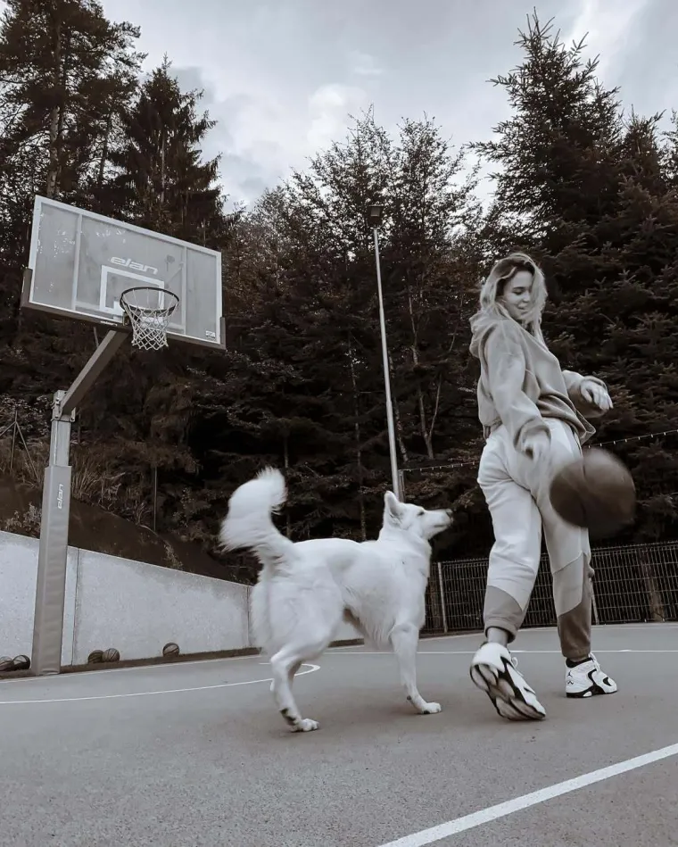 Ovo je zaručnica Luke Dončića i majka njegovog djeteta: Gradi karijeru, a Luku podržava u svemu