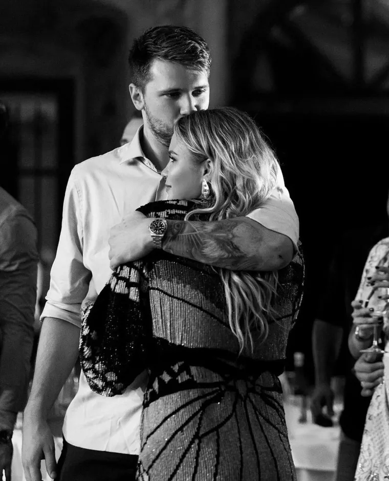 Ovo je zaručnica Luke Dončića i majka njegovog djeteta: Gradi karijeru, a Luku podržava u svemu