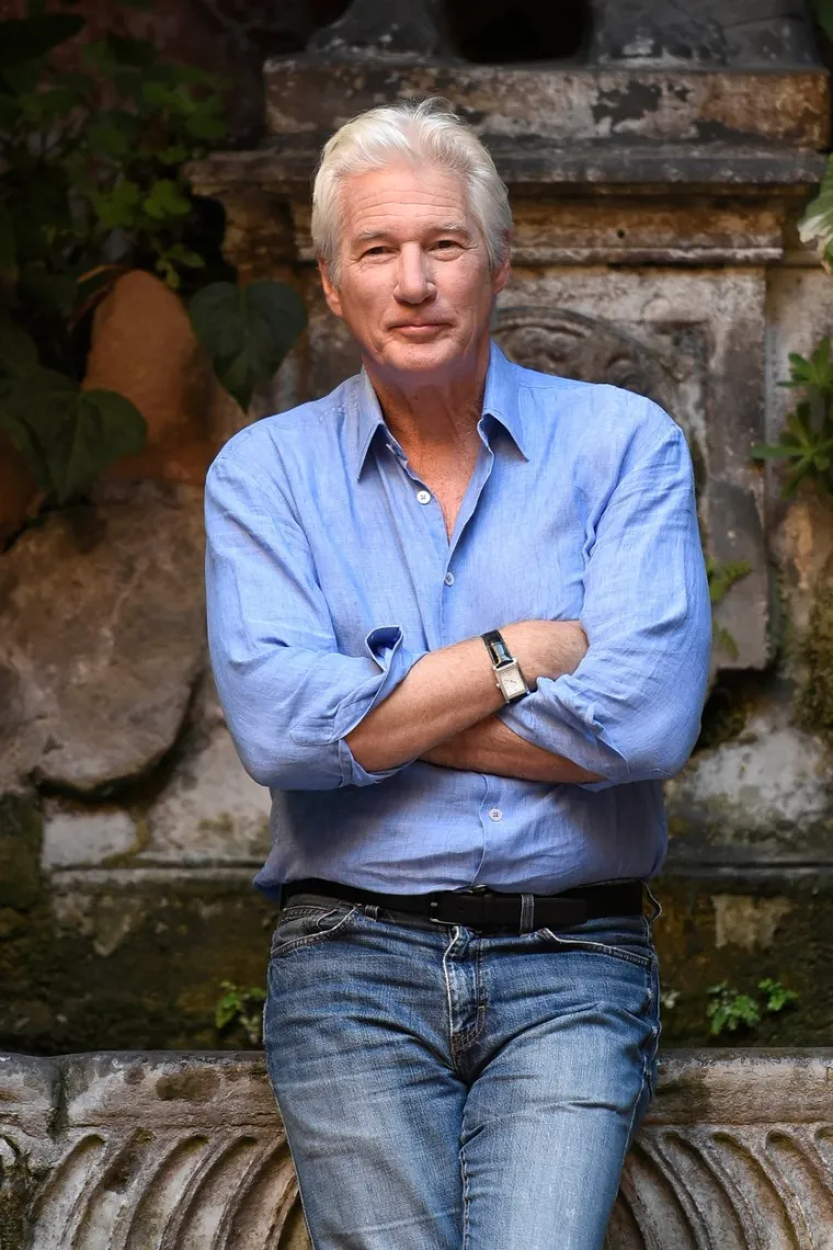 Iznenadit će vas kako izgleda Richard Gere: Posebno je zainteresirao držanjem