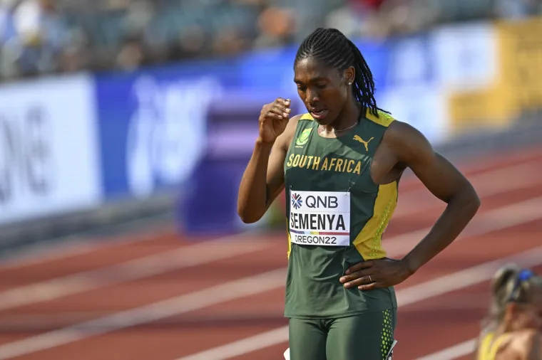 Napadaju je i osuđuju zbog izgleda: 'Kakvi idioti, pa ja sam žena'