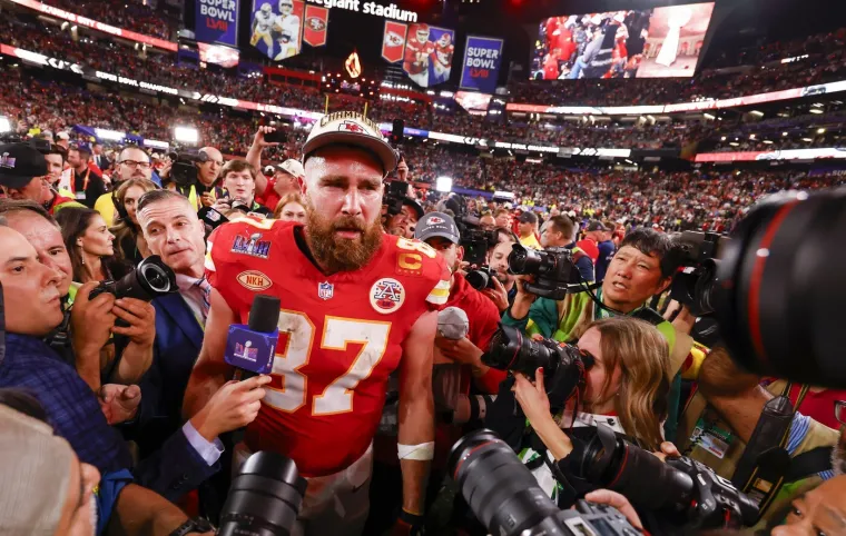 Hrvatskih korijena, 196 centimetara i veliko bogatstvo: Tko je Travis Kelce koji je zaprosio najveću zvijezdu dana&scaron;njice