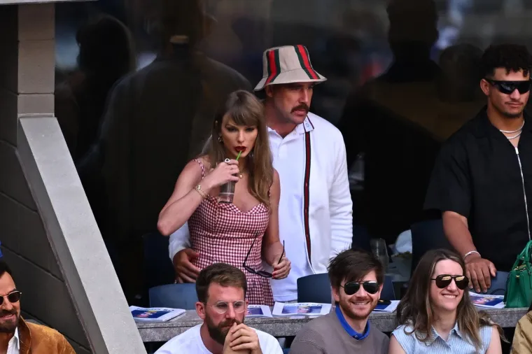 Hrvatskih korijena, 196 centimetara i veliko bogatstvo: Tko je Travis Kelce koji je zaprosio najveću zvijezdu dana&scaron;njice