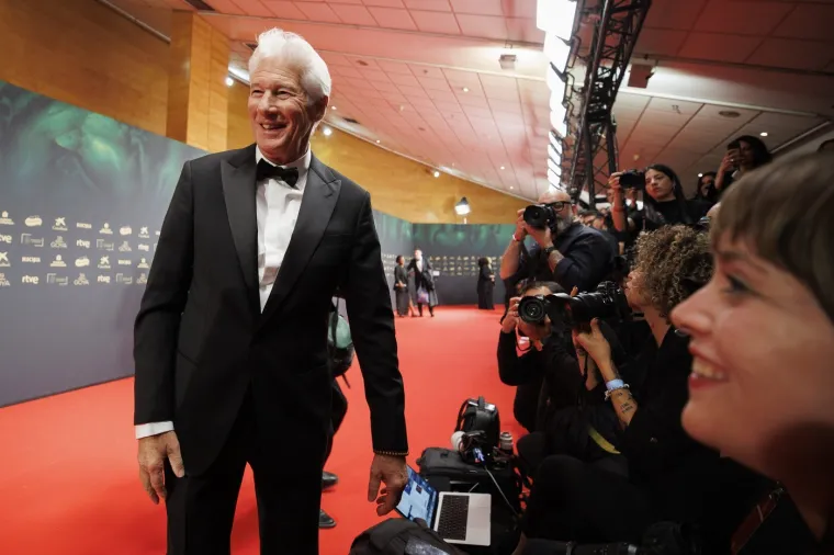 Iznenadit će vas kako izgleda Richard Gere: Posebno je zainteresirao držanjem