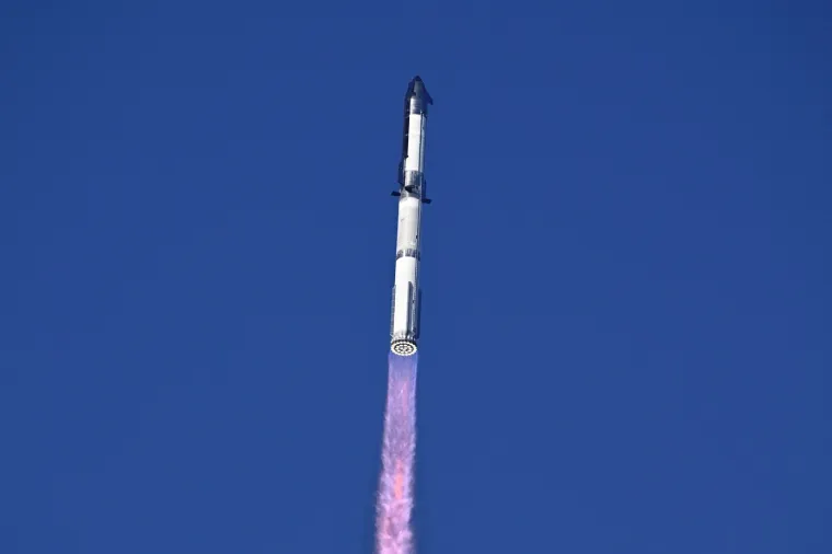 Musk na korak od Marsa, SpaceX uspje&scaron;no lansiran u svemir: Ovo je bio spektakl!