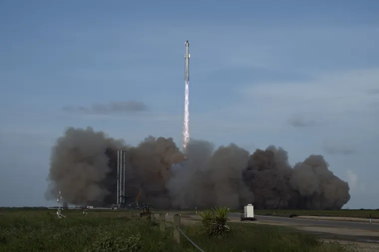 Musk na korak od Marsa, SpaceX uspješno lansiran u svemir: Ovo je bio spektakl!