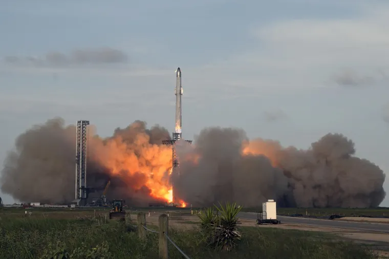 Musk na korak od Marsa, SpaceX uspje&scaron;no lansiran u svemir: Ovo je bio spektakl!