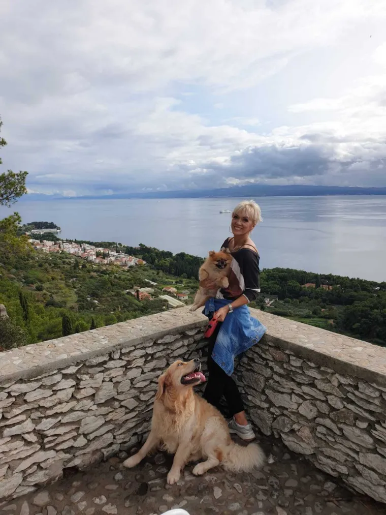 Žalili su je zbog braka sa &Scaron;timcem, kći ju je molila da se razvede: Biv&scaron;a misica danas je sretna