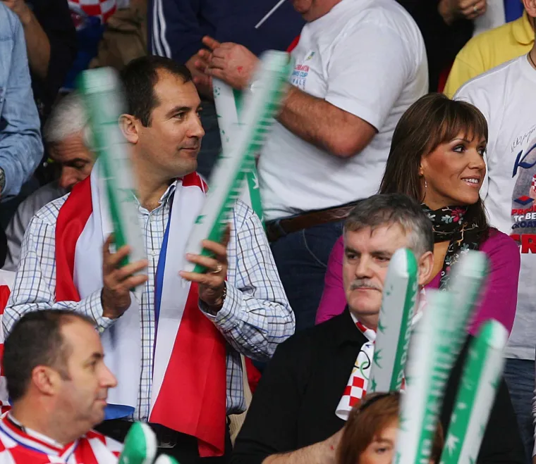 Žalili su je zbog braka sa &Scaron;timcem, kći ju je molila da se razvede: Biv&scaron;a misica danas je sretna