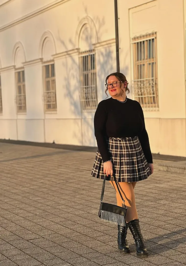 Ona osvaja influencersku scenu: Zbog viška kilograma bila zlostavljana, a sad ih ponosno pokazuje