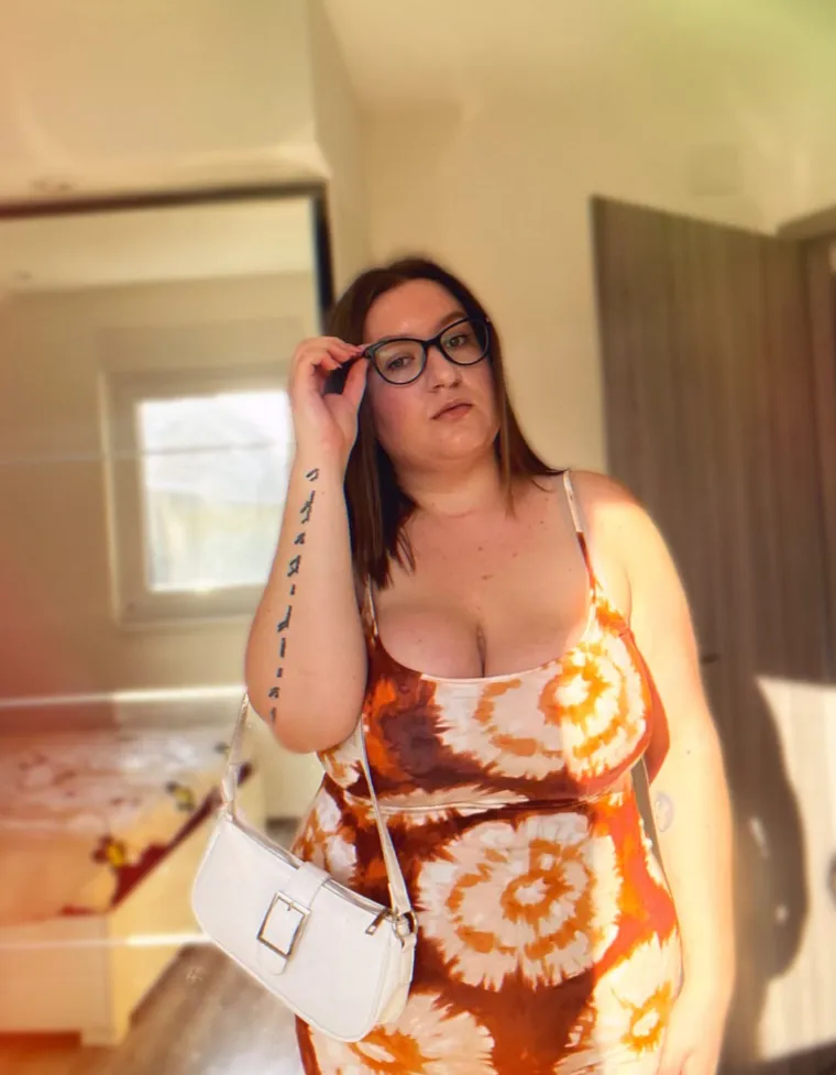 Ona osvaja influencersku scenu: Zbog viška kilograma bila zlostavljana, a sad ih ponosno pokazuje